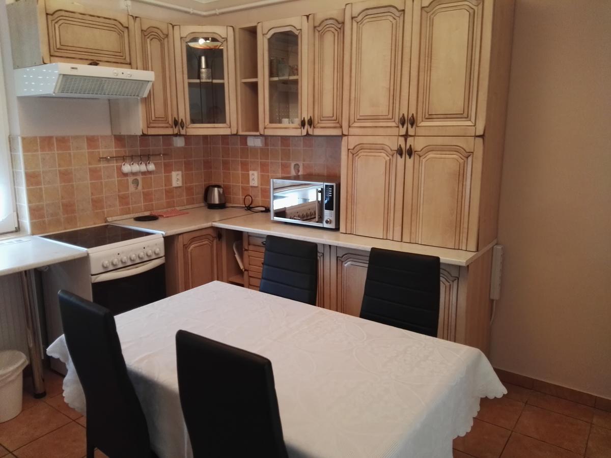 Kiskucko Apartman Hajdúszoboszló Екстериор снимка